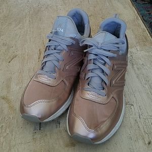 Rose gold NB 574